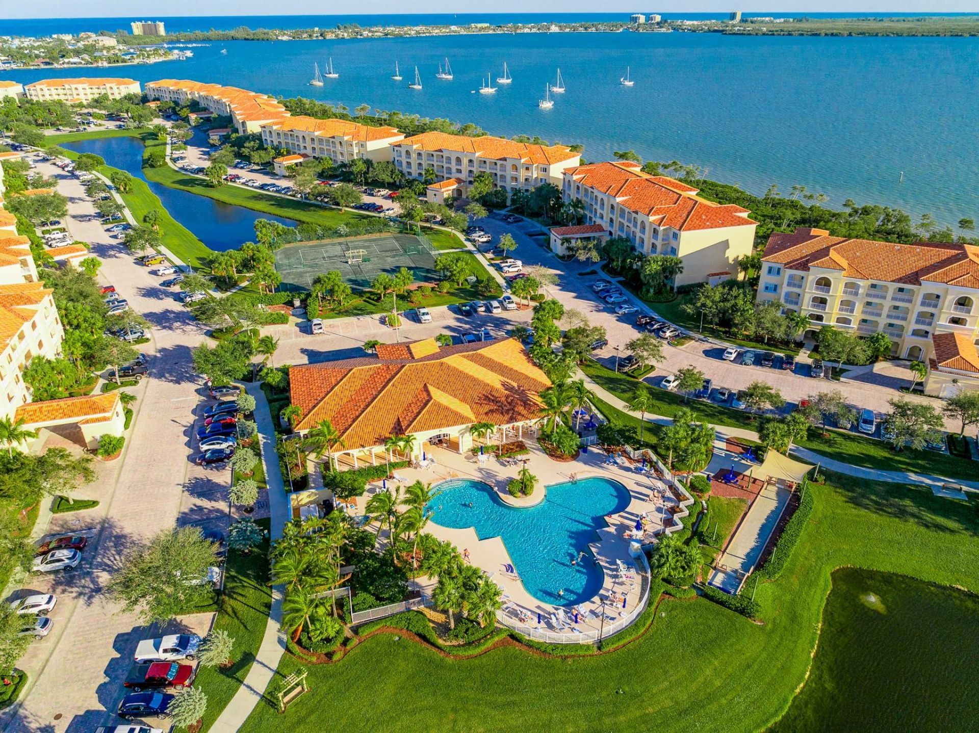 14 Harbour Isle Drive, Unit PH4, Fort Pierce, FL 34949 Photo