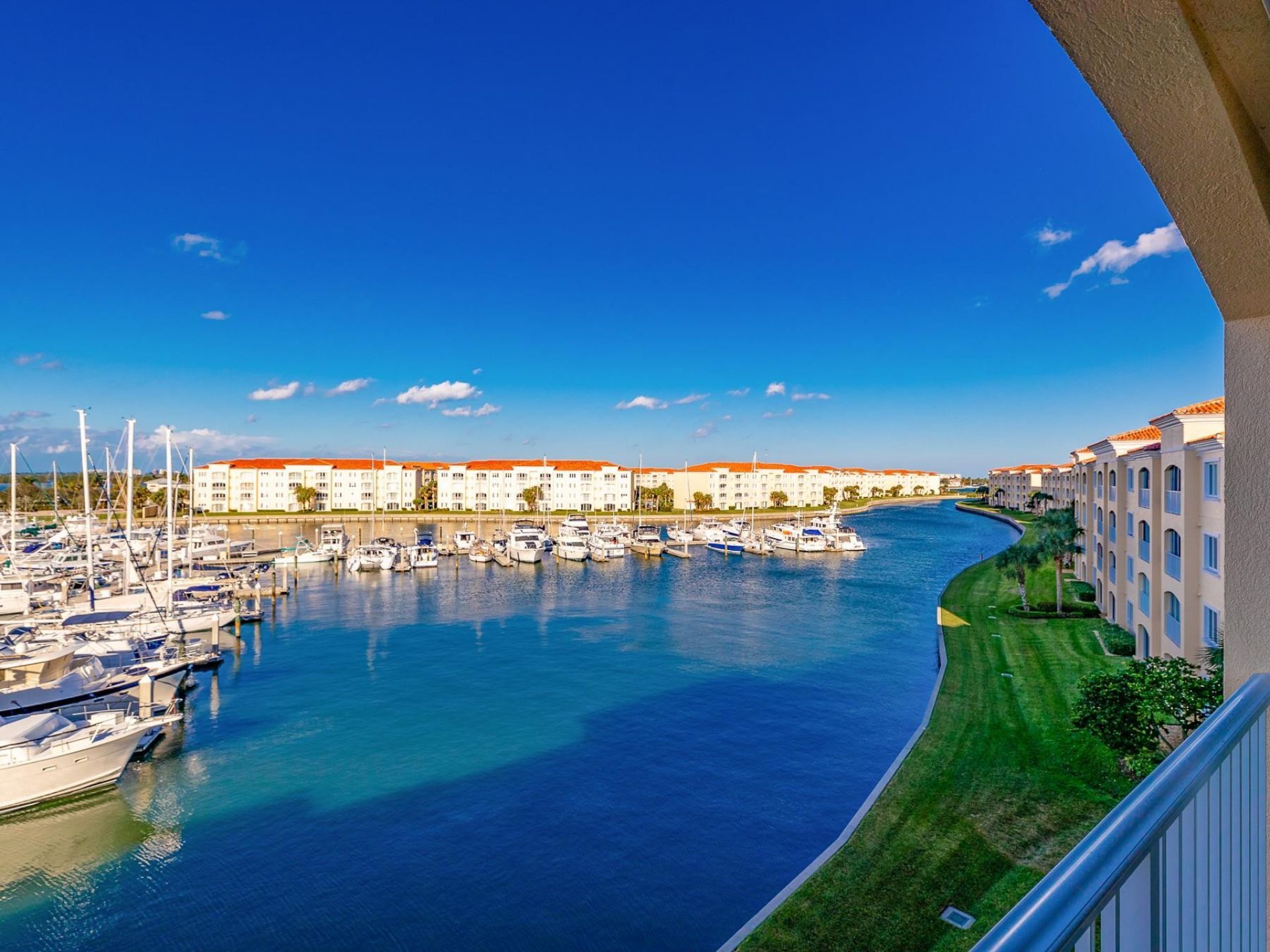 14 Harbour Isle Drive, Unit PH4, Fort Pierce, FL 34949 Photo