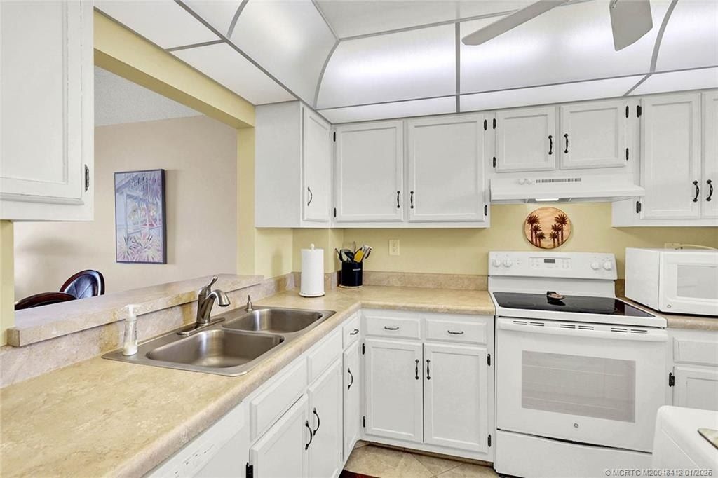 9900 S Ocean Drive, Unit 1408, Jensen Beach, FL 34957 Photo