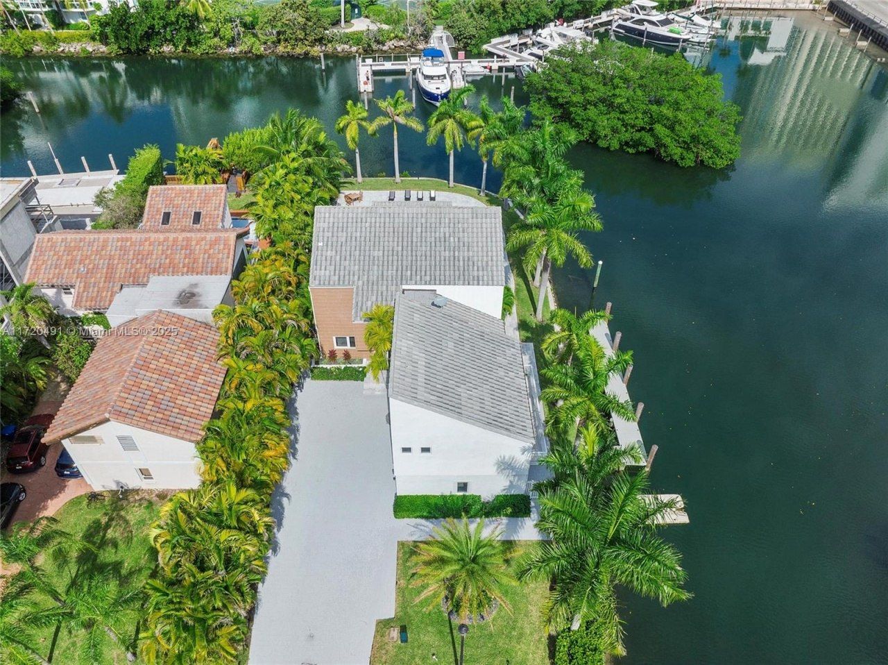 201 Atlantic Ave, Sunny Isles Beach, FL 33160 Photo