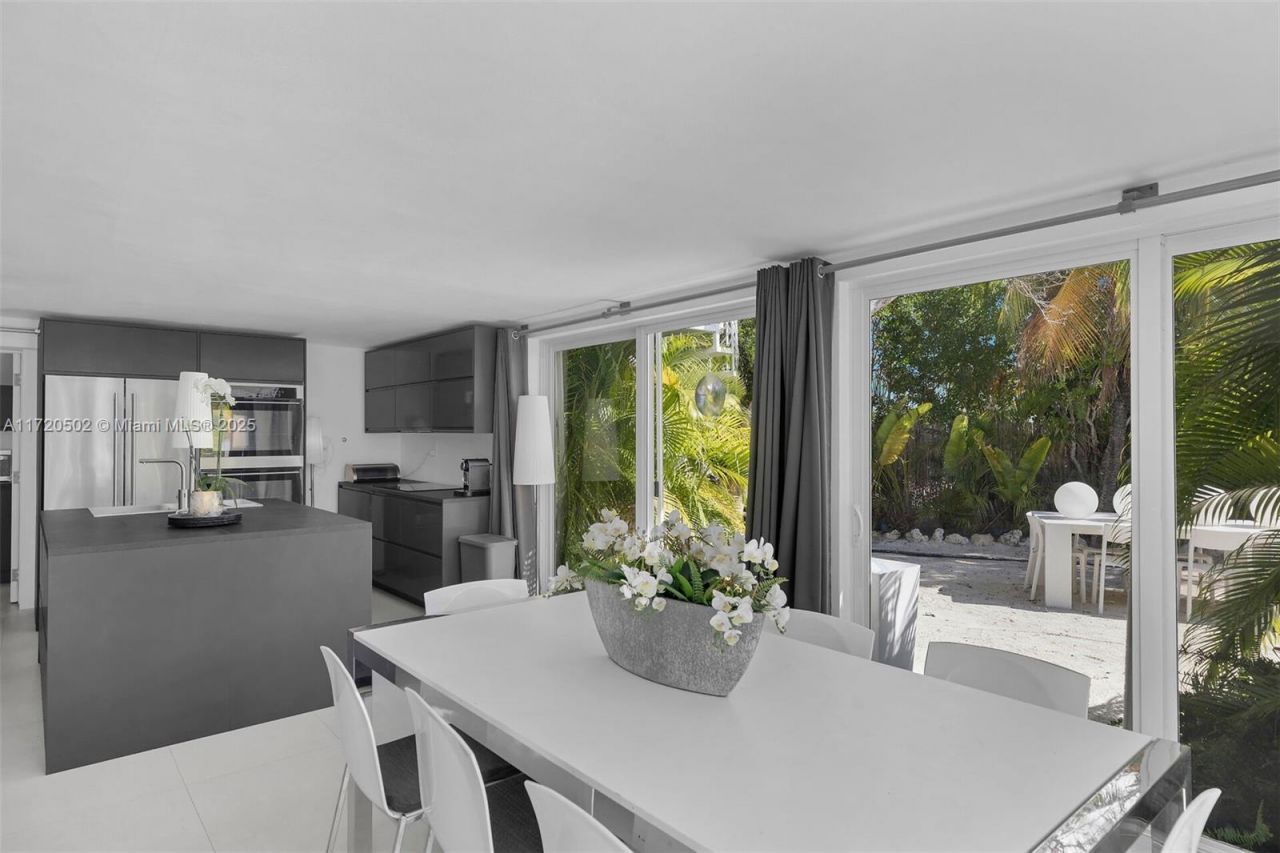 98701 Overseas Hwy, Key Largo, FL 33037 Photo