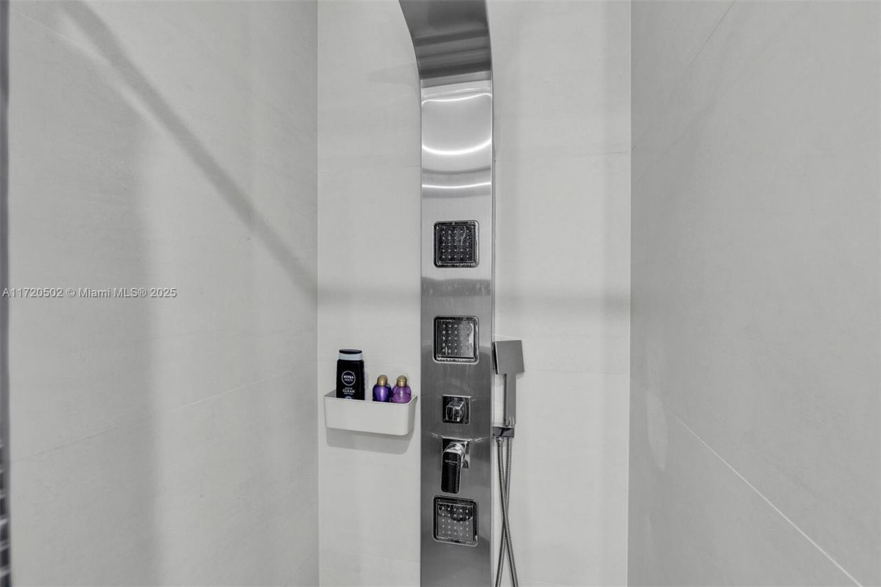 98701 Overseas Hwy, Key Largo, FL 33037 Photo