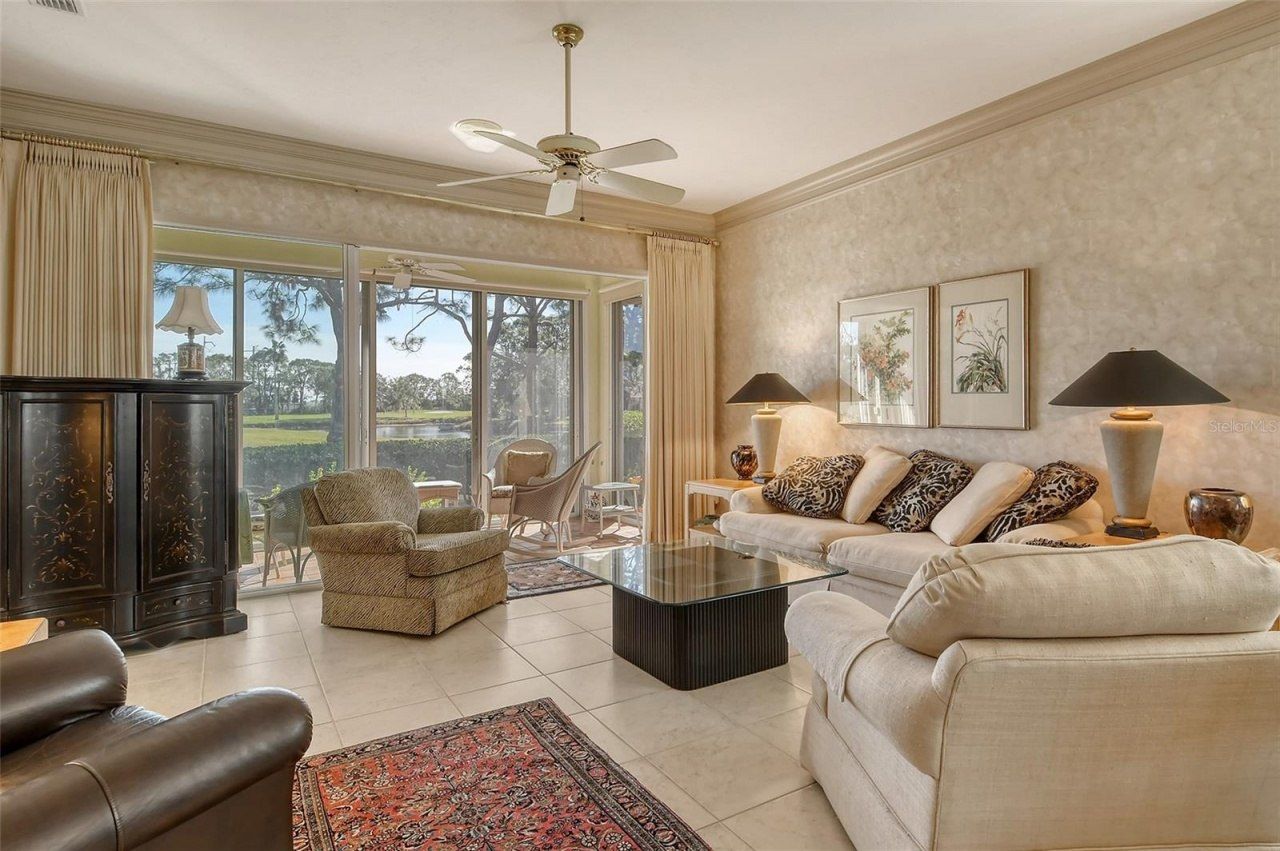 3416 W Chelmsford Court, Unit 2, Sarasota, FL 34235 Photo