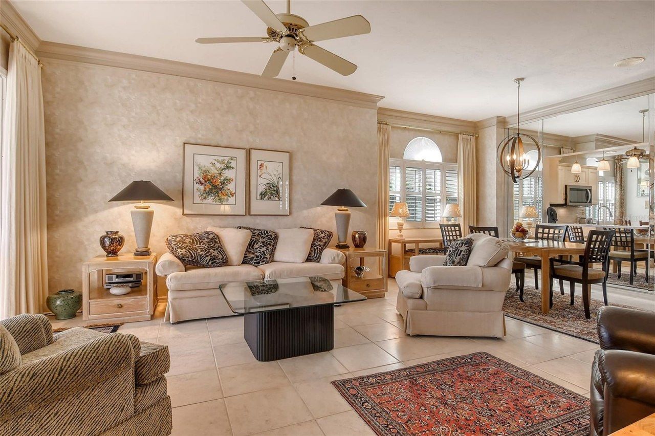 3416 W Chelmsford Court, Unit 2, Sarasota, FL 34235 Photo