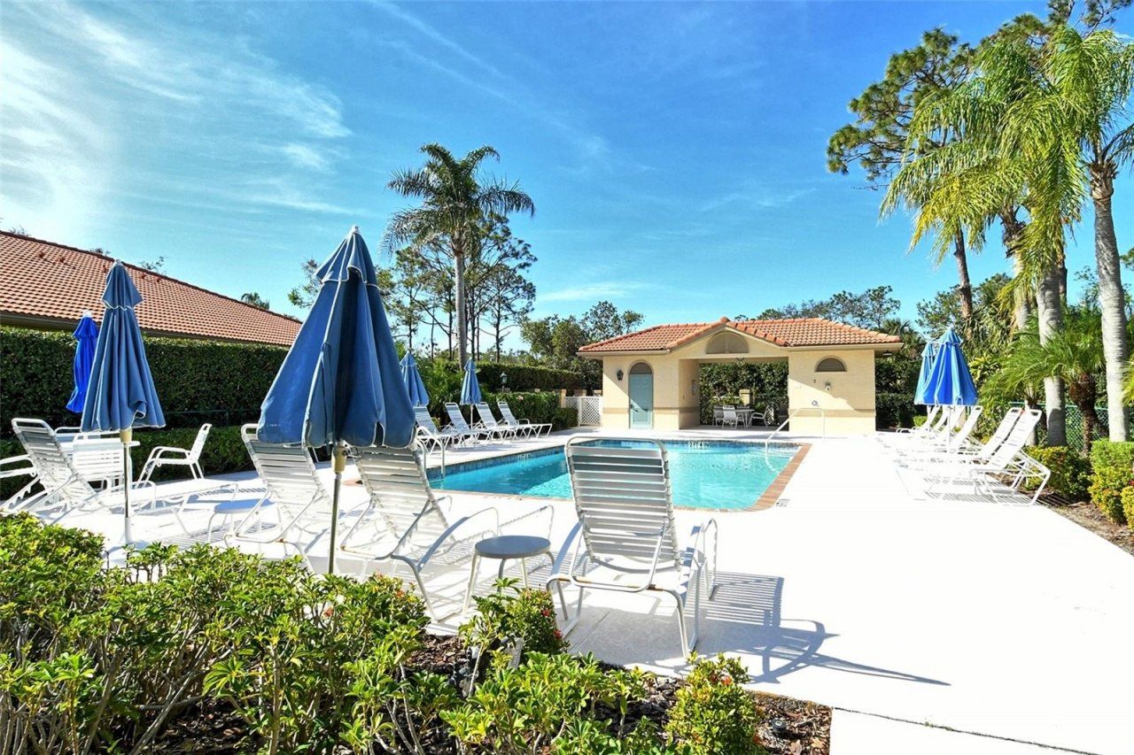 3416 W Chelmsford Court, Unit 2, Sarasota, FL 34235 Photo