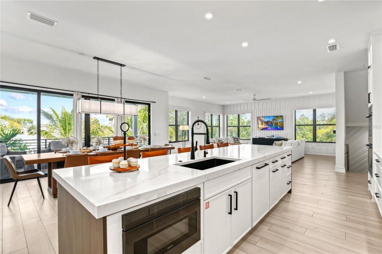 171 Mckinley Drive, Sarasota, FL 34236 Photo