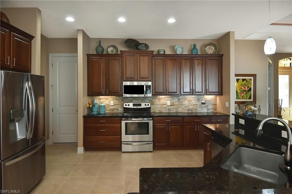 4223 NW 28th St, Cape Coral, FL 33993 Photo