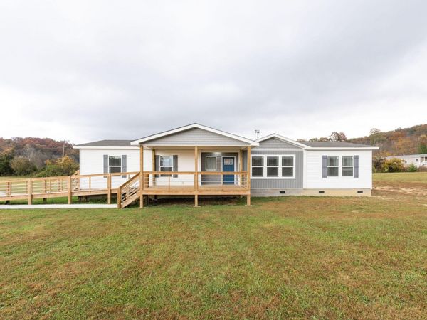 673 Aaron Davis Road, Speedwell, TN 37870