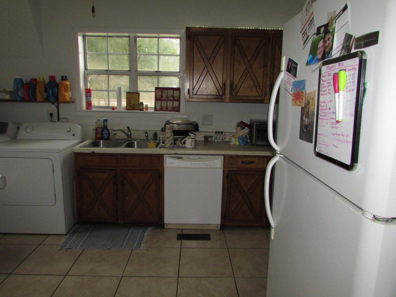 64 W Live Oak Avenue, Defuniak Springs, FL 32435 Main Photo