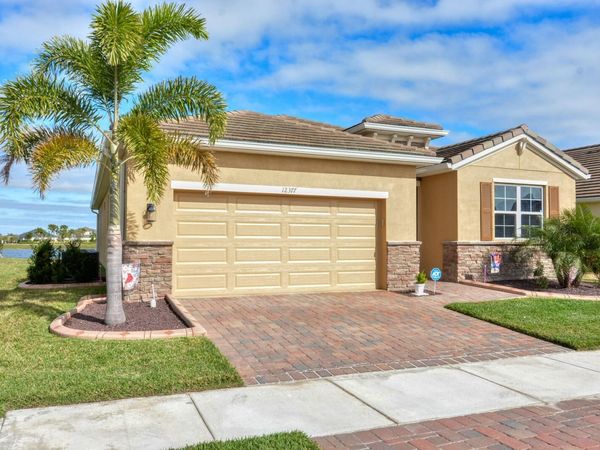 12377 SW Arabella Drive, Port St. Lucie, FL 34987