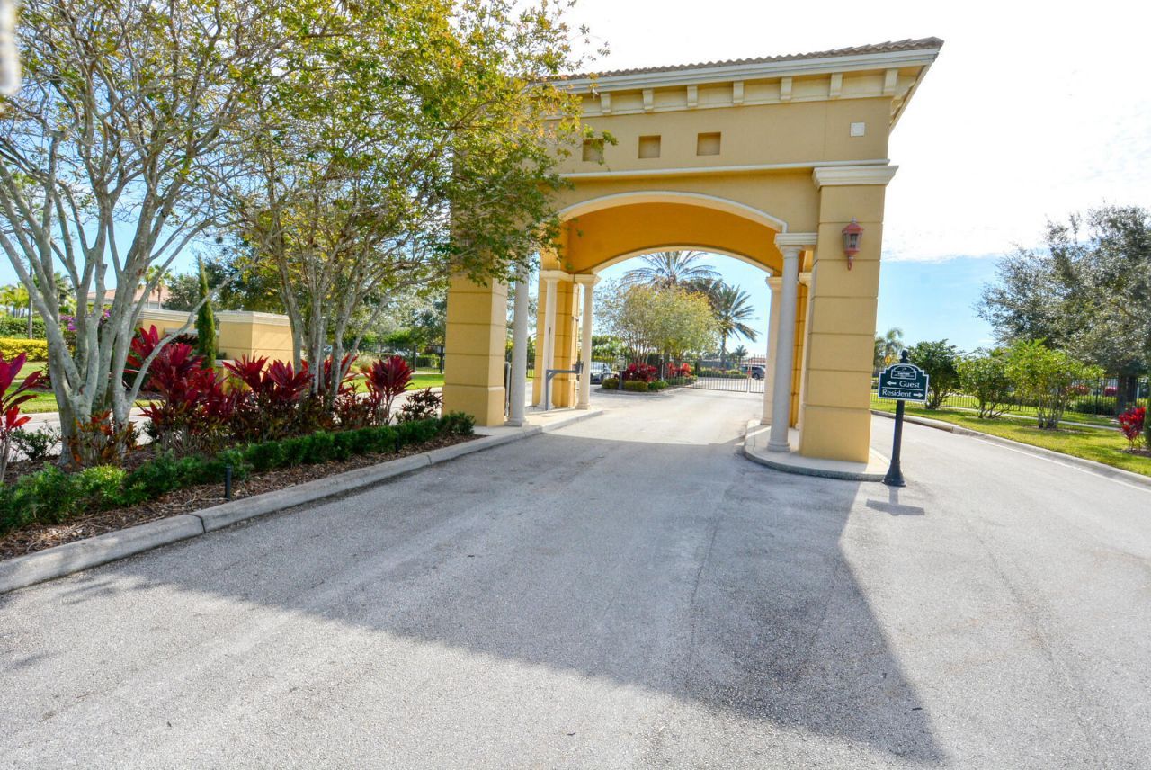 12377 SW Arabella Drive, Port Saint Lucie, FL 34987 Photo