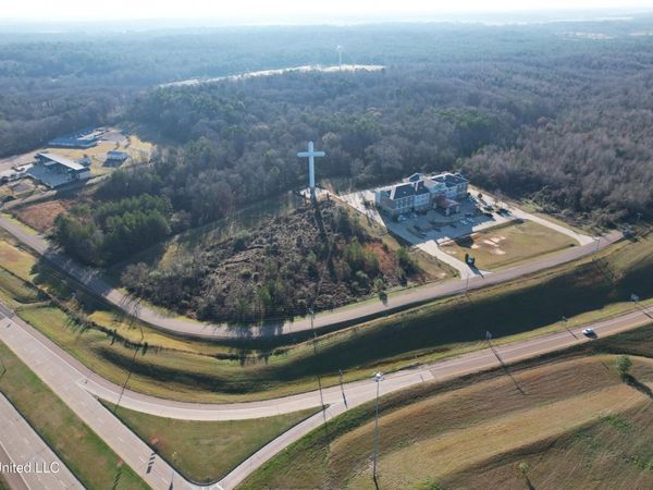 S. Frontage Road, Winona, MS 38967