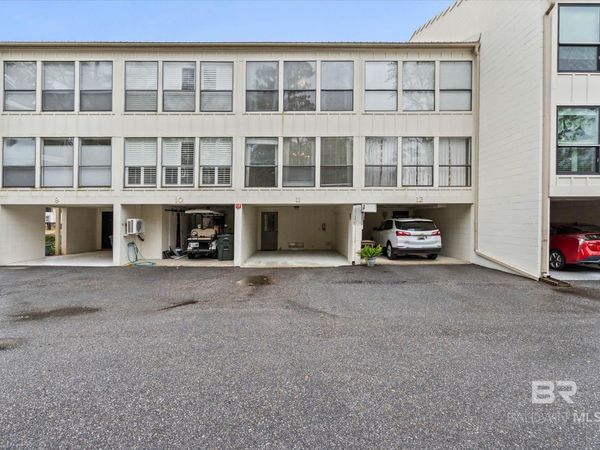 710 S Mobile Street, Unit 11, Fairhope, AL 36532
