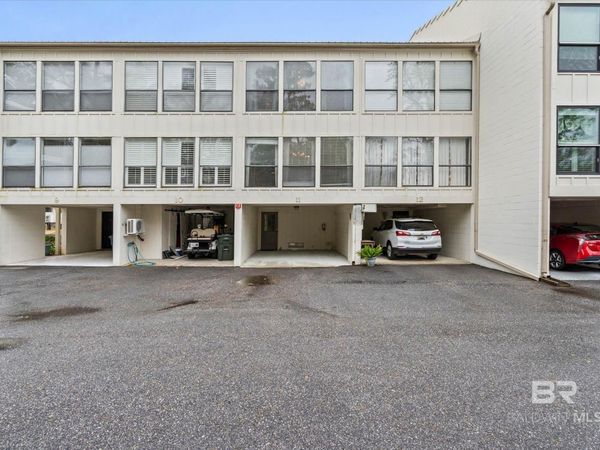 710 S Mobile Street, Unit 11, Fairhope, AL 36532