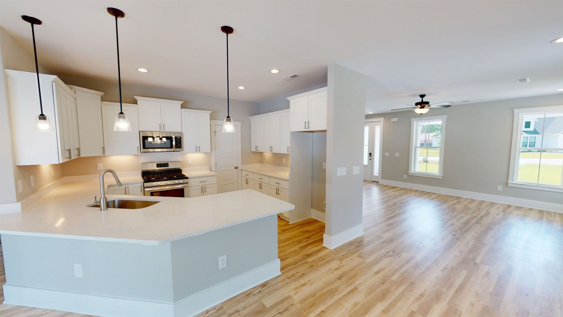 2220 Pettus Way Photo 5