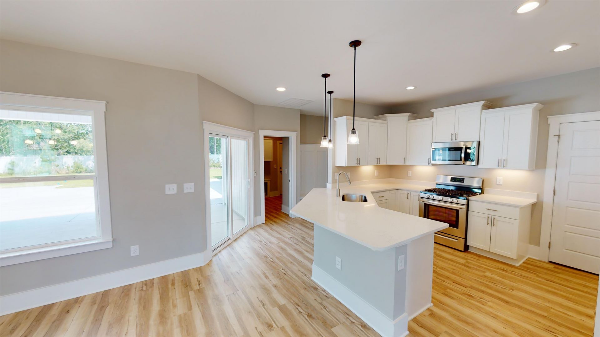 2220 Pettus Way Photo 6