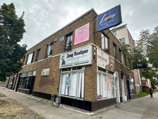 568 Snelling Avenue N, Saint Paul, MN 55104