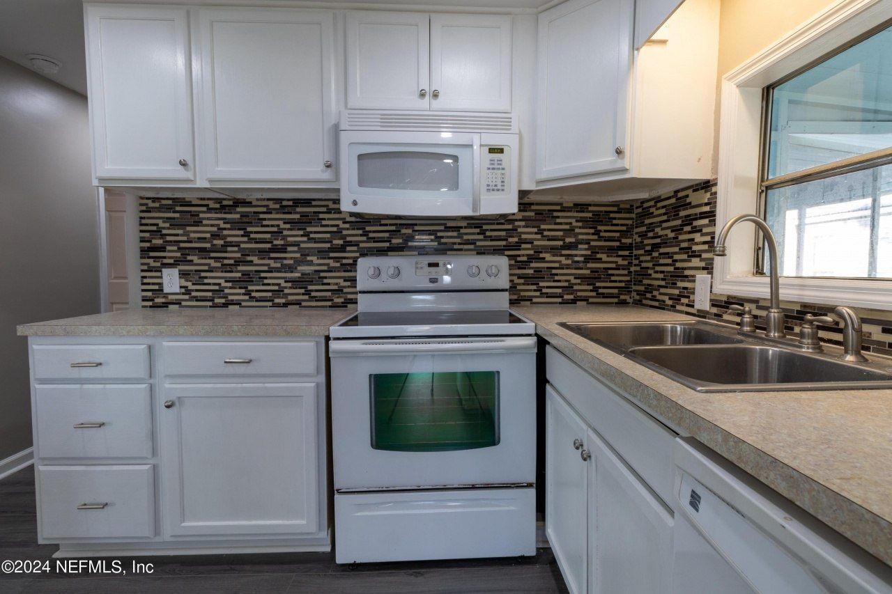 198 Sportsman Drive, Welaka, FL 32189 Photo