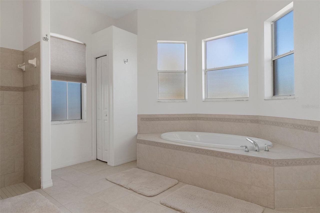 456 Diamond Drive, Spring Hill, FL 34609 Photo