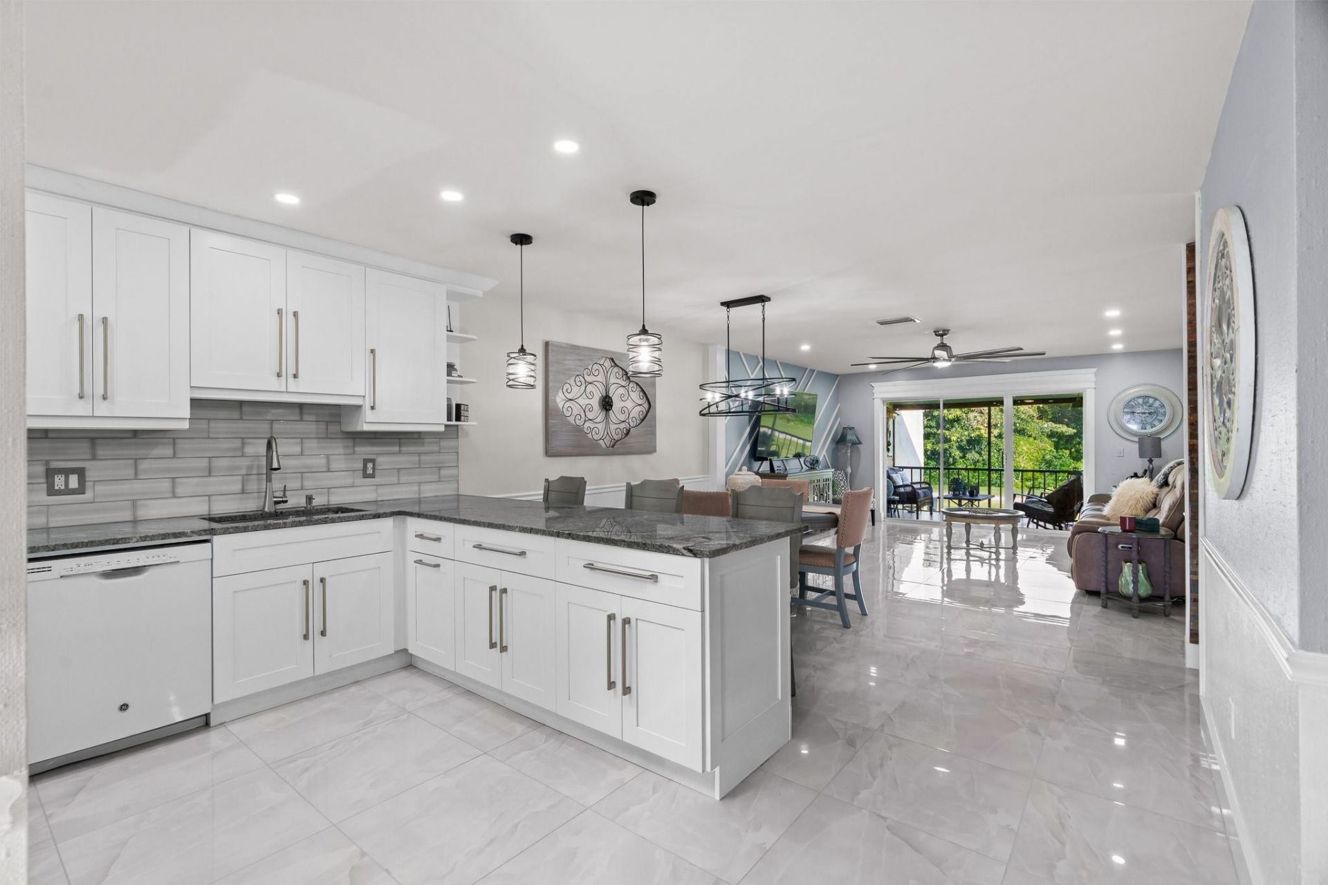 21215 Lago Circle, Unit F, Boca Raton, FL 33433 Photo