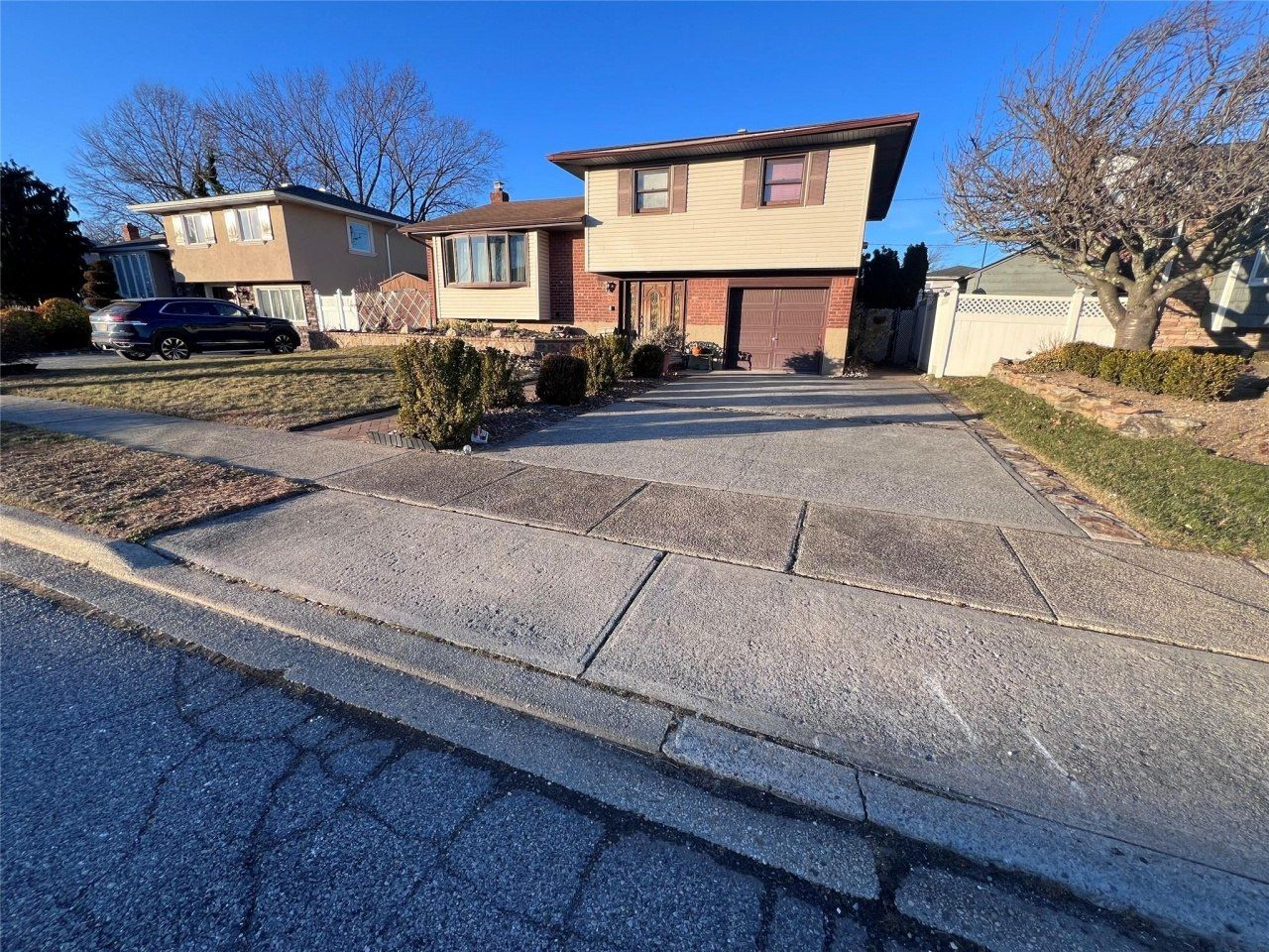 3643 Courtney Lane, Bethpage, NY 11714 Main Photo