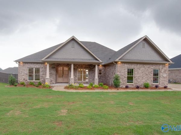 8061 Goose Ridge Drive, Owens Cross Roads, AL 35763