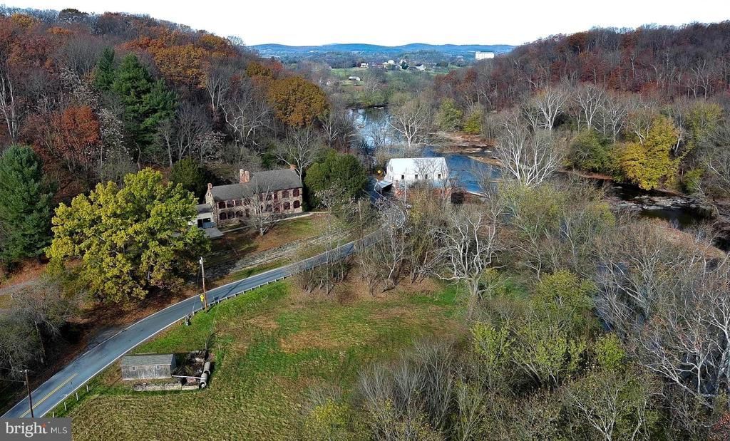 7119 Michaels Mill Road, Buckeystown, MD 21717 Main Photo