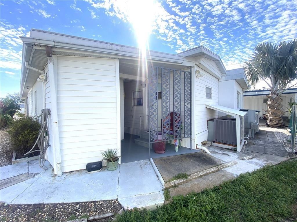 2307 New York Avenue, Bradenton, FL 34207 Photo