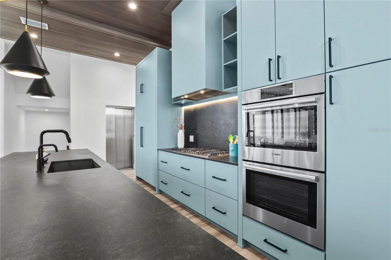 7007 Point Of Rocks Road, Sarasota, FL 34242 Photo