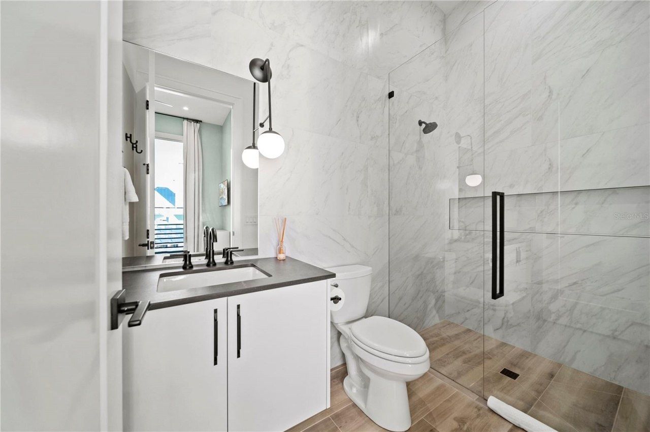 7007 Point Of Rocks Road, Sarasota, FL 34242 Photo