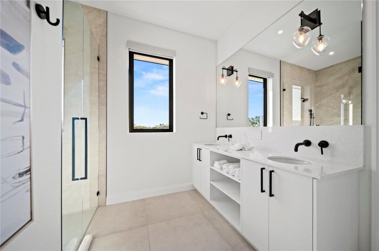 7007 Point Of Rocks Road, Sarasota, FL 34242 Photo