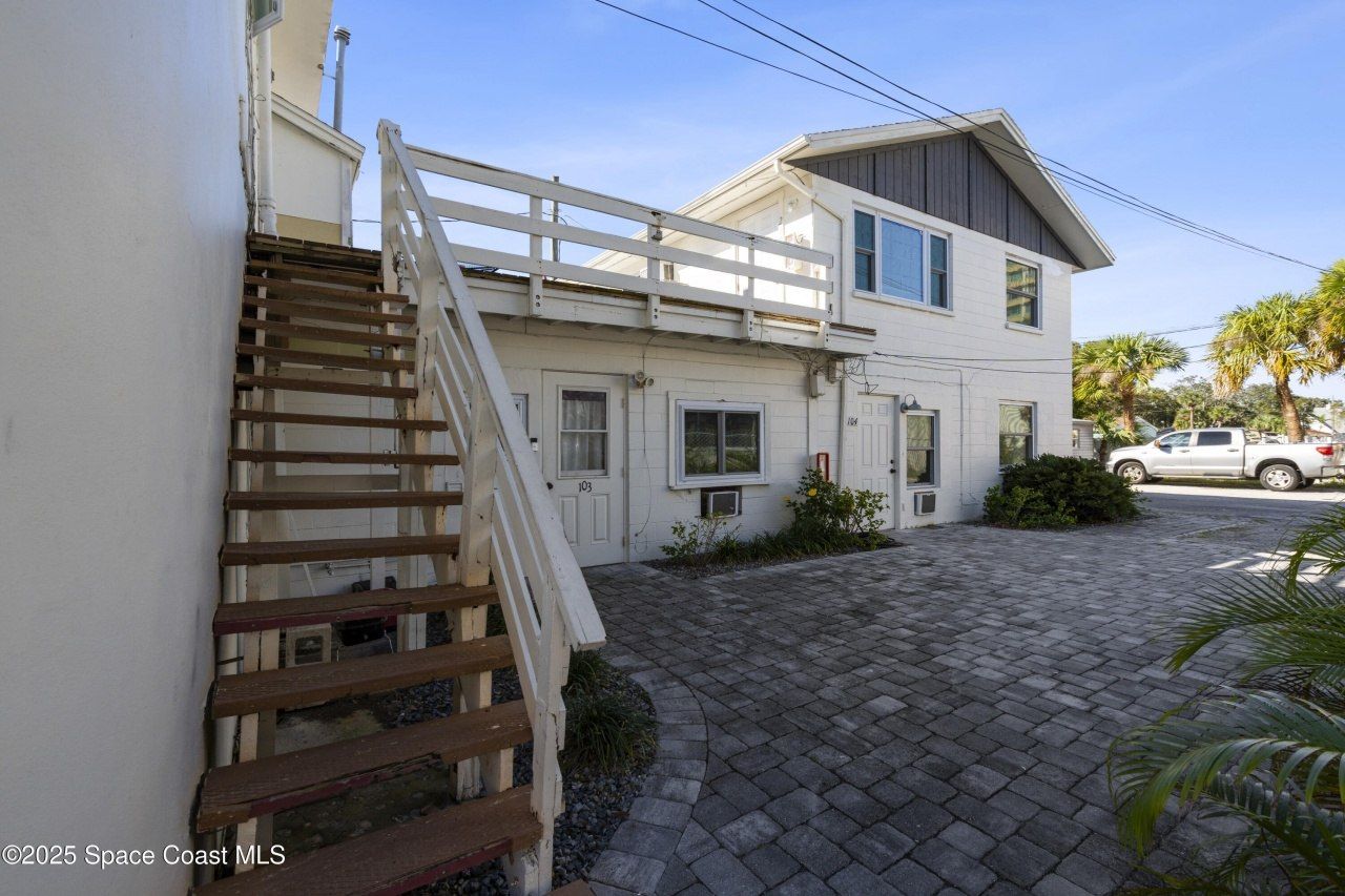 620 E New Haven Avenue, Melbourne, FL 32901 Photo