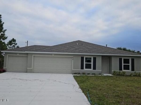 638 Floyd Street SE, Palm Bay, FL 32909