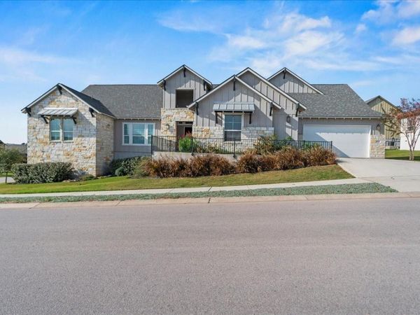 609 Dancing Oak LN, San Marcos, TX 78666