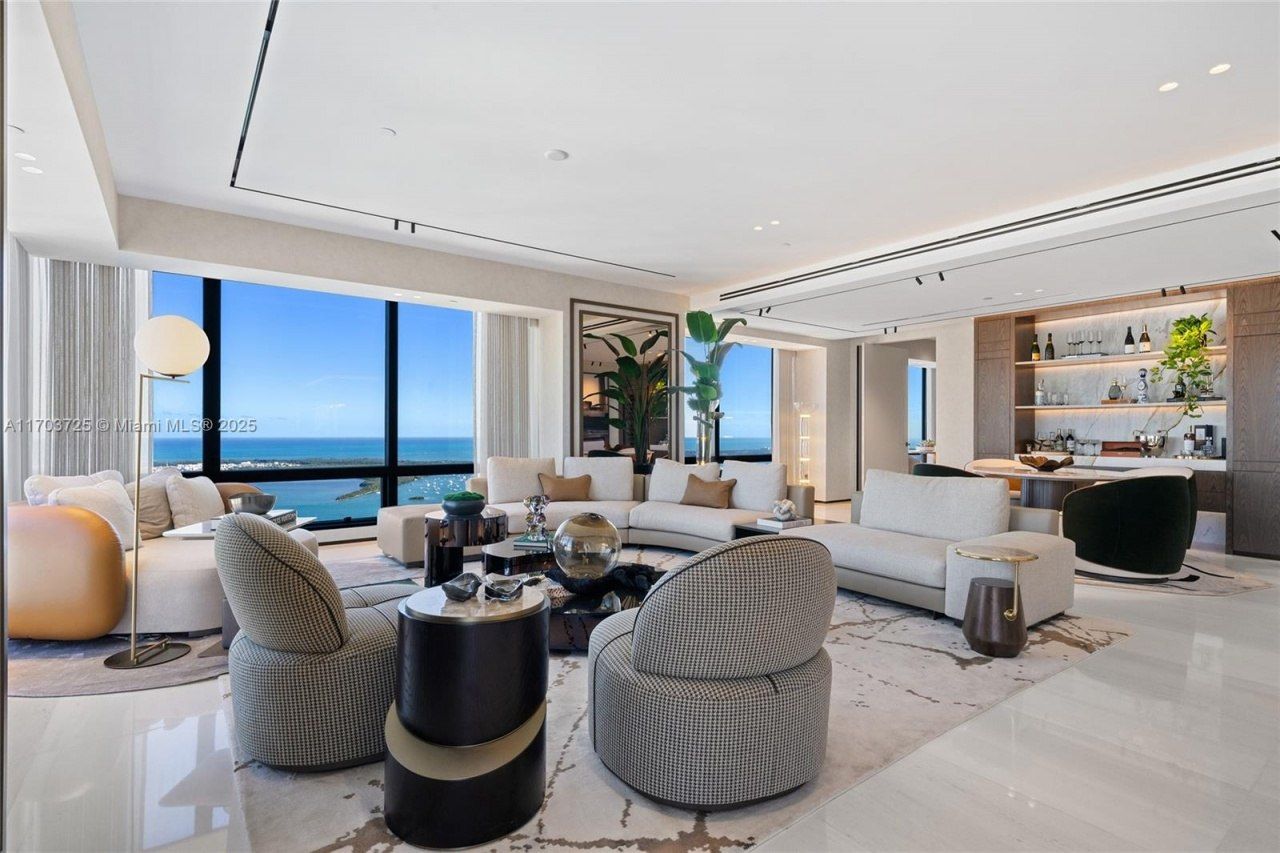 1425 Brickell Ave, Unit 66D-66E, Miami, FL 33131 Photo