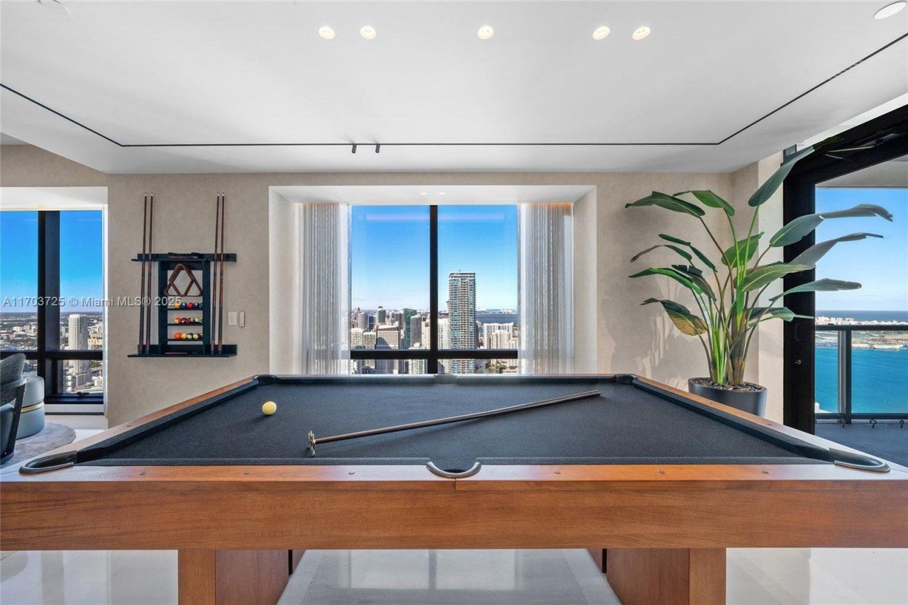 1425 Brickell Ave, Unit 66D-66E, Miami, FL 33131 Photo