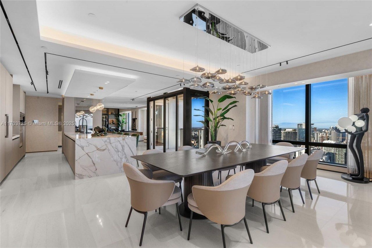 1425 Brickell Ave, Unit 66D-66E, Miami, FL 33131 Photo