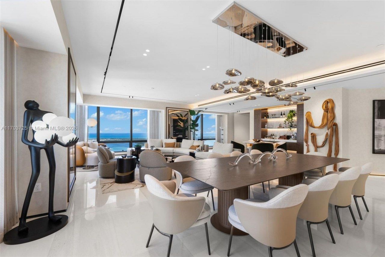 1425 Brickell Ave, Unit 66D-66E, Miami, FL 33131 Photo