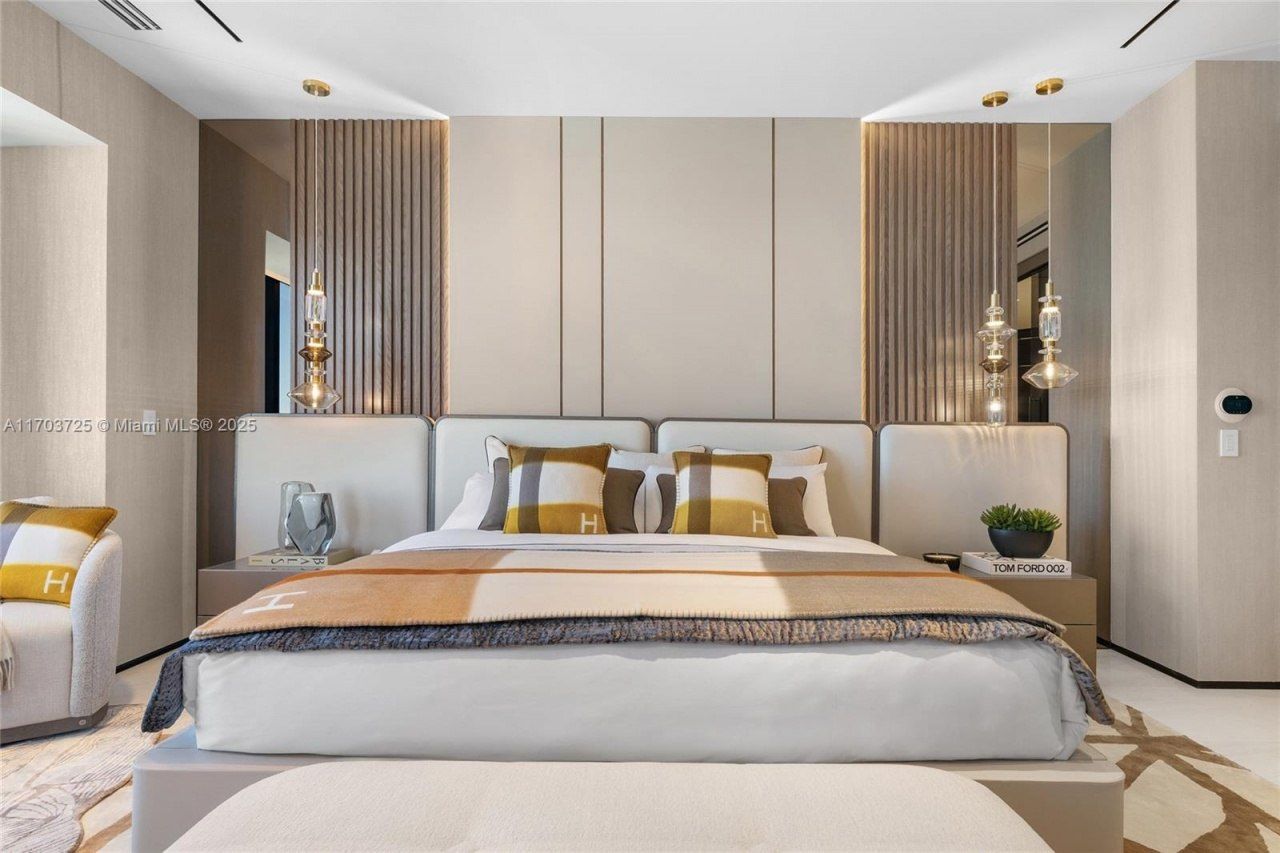 1425 Brickell Ave, Unit 66D-66E, Miami, FL 33131 Photo