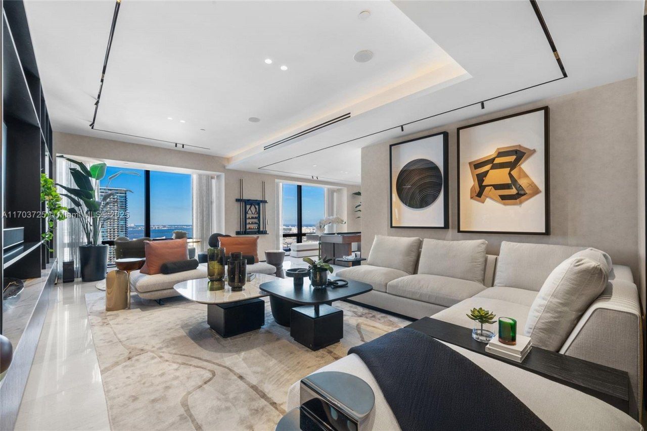 1425 Brickell Ave, Unit 66D-66E, Miami, FL 33131 Photo