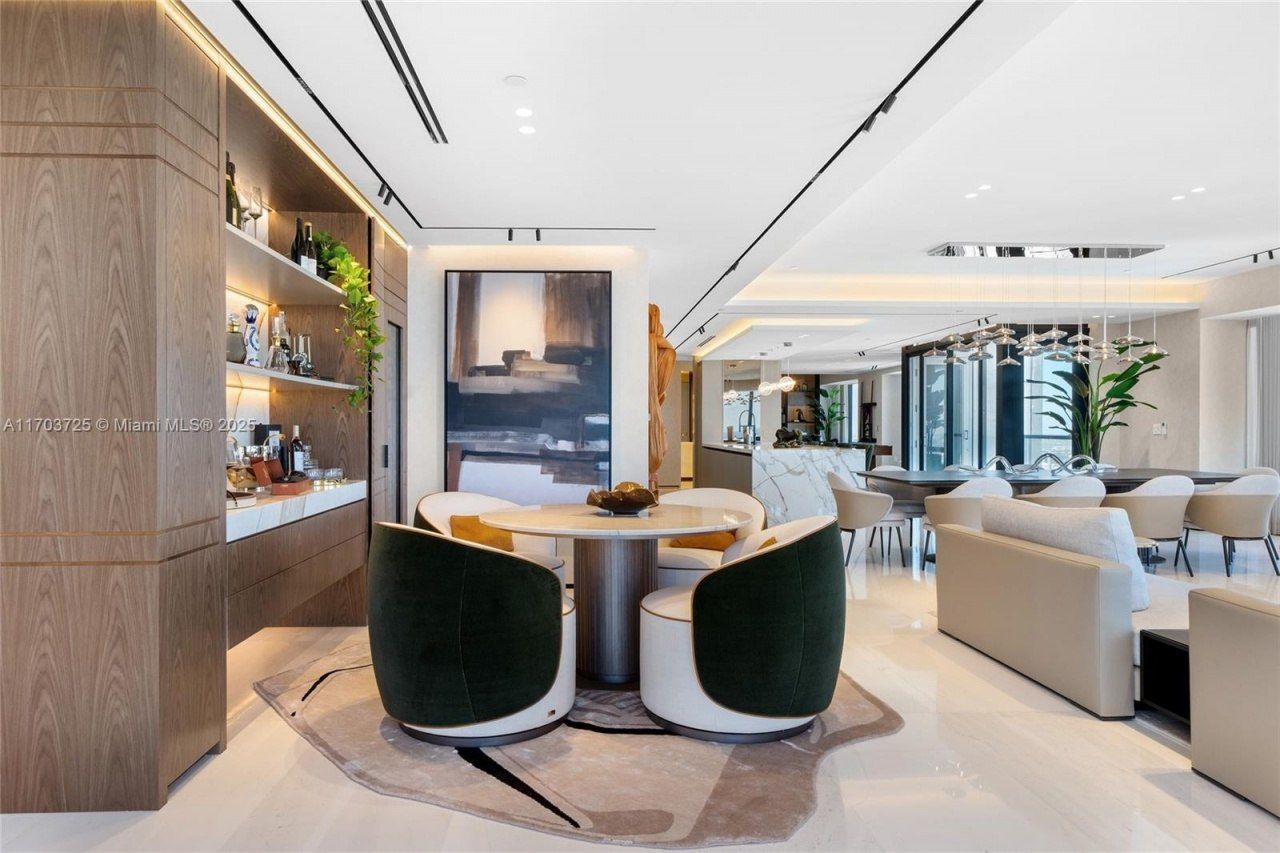 1425 Brickell Ave, Unit 66D-66E, Miami, FL 33131 Photo