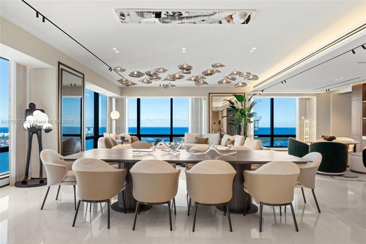 1425 Brickell Ave, Unit 66D-66E, Miami, FL 33131 Photo