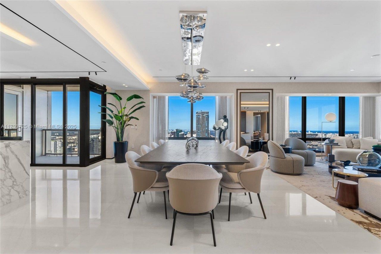 1425 Brickell Ave, Unit 66D-66E, Miami, FL 33131 Photo