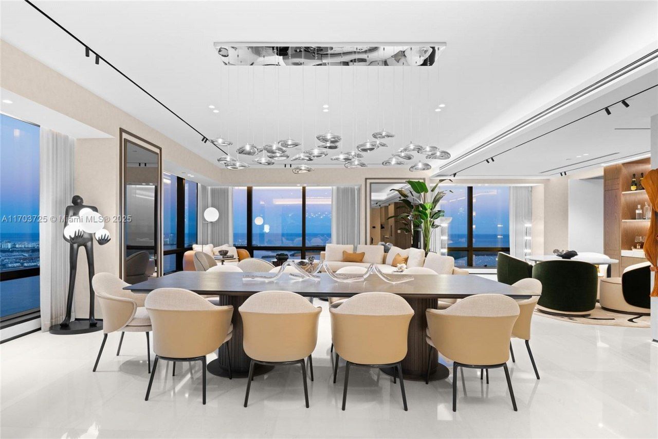 1425 Brickell Ave, Unit 66D-66E, Miami, FL 33131 Photo