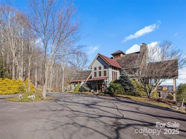 534 Kendal Drive, Leicester, NC 28748