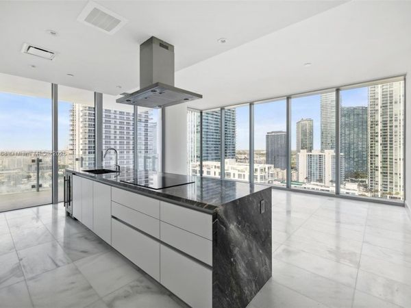 700 NE 26th Terr, Unit 2306, Miami, FL 33137