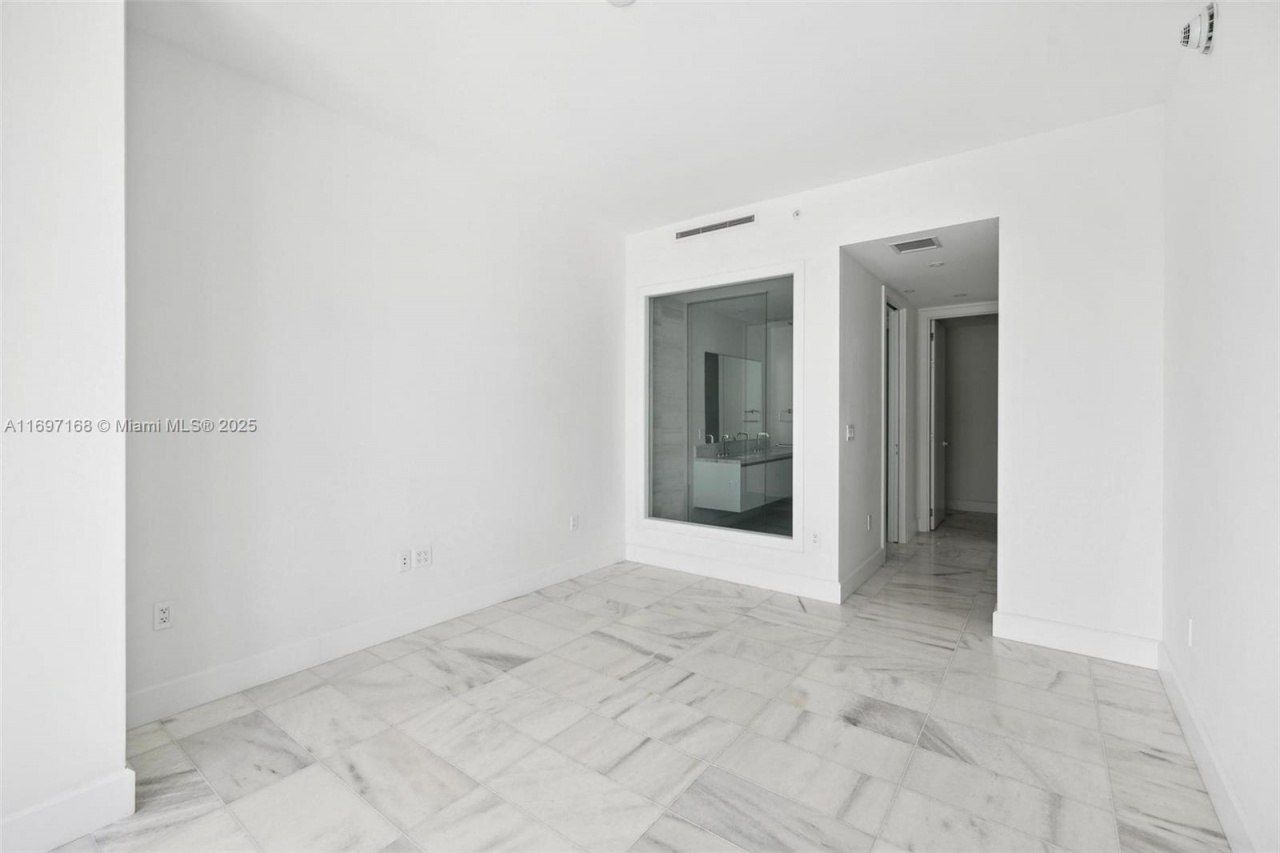 700 NE 26th Terr, Unit 2306, Miami, FL 33137 Photo