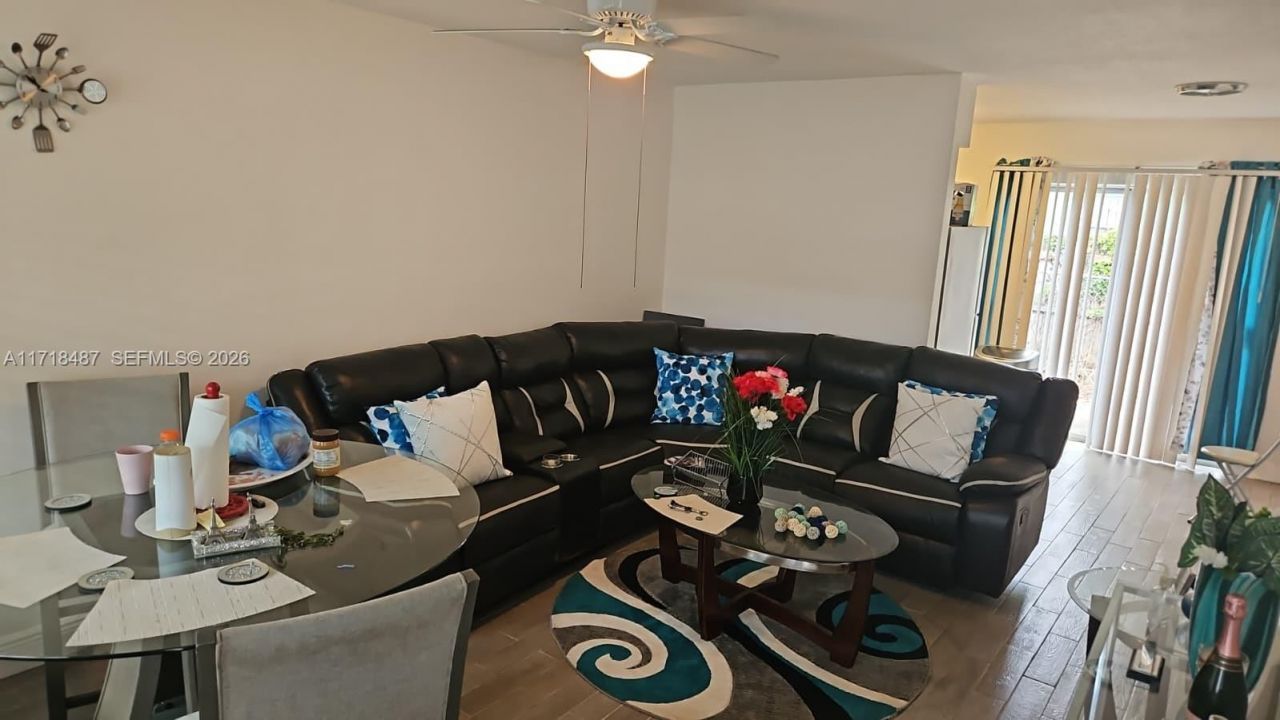 1515 NW 2nd Ave, Fort Lauderdale, FL 33311 Photo