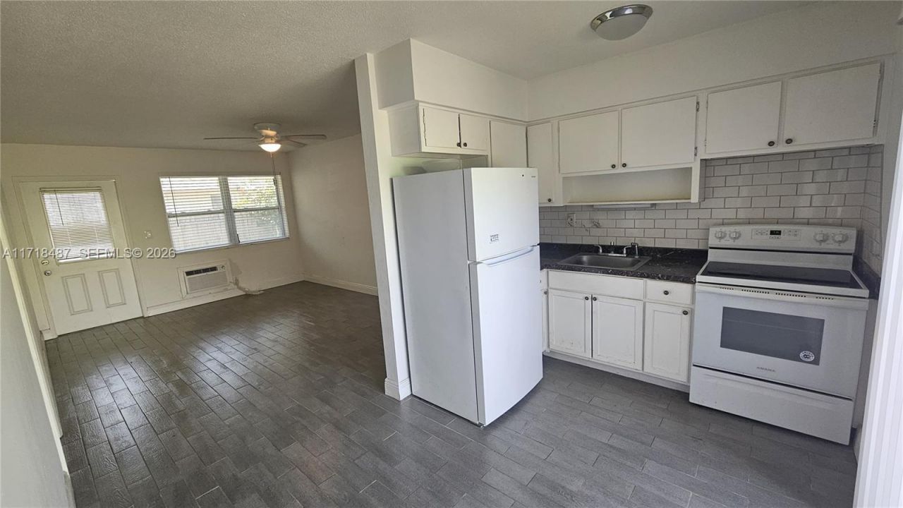 1515 NW 2nd Ave, Fort Lauderdale, FL 33311 Photo