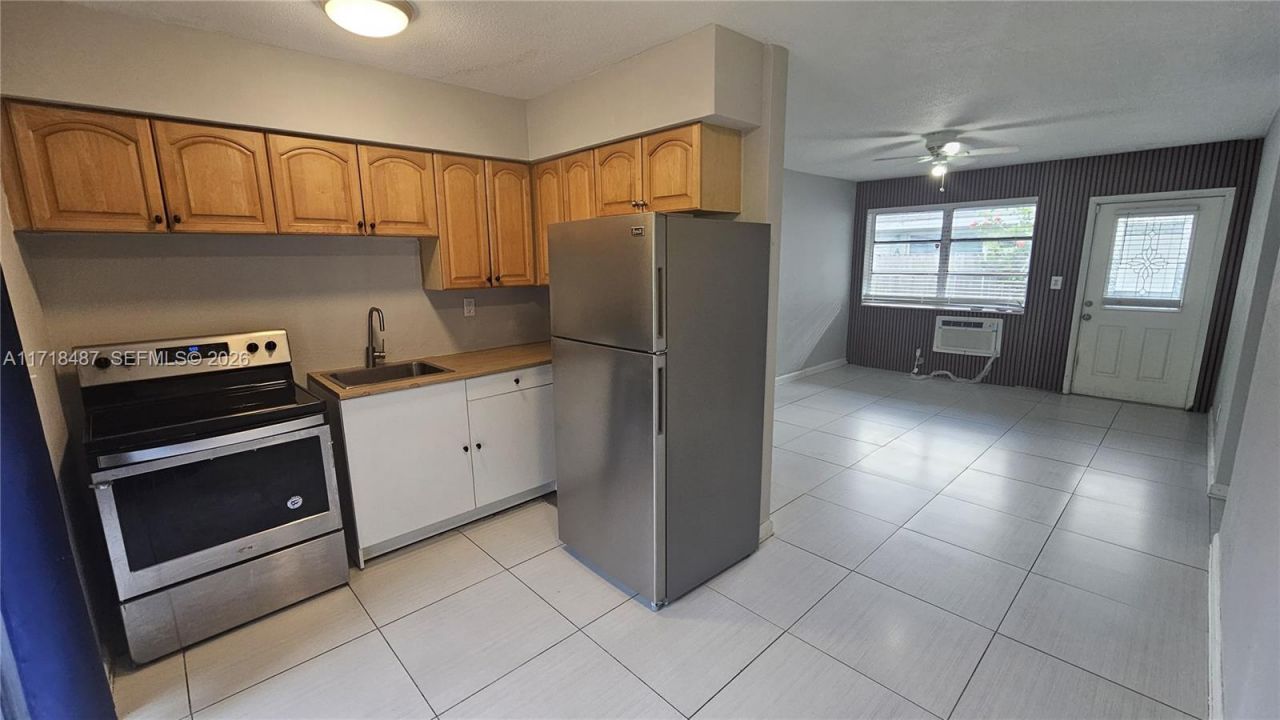 1515 NW 2nd Ave, Fort Lauderdale, FL 33311 Photo